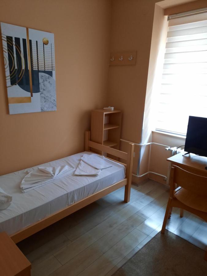 Petar Drapsin Hostel Belgrado Exterior foto